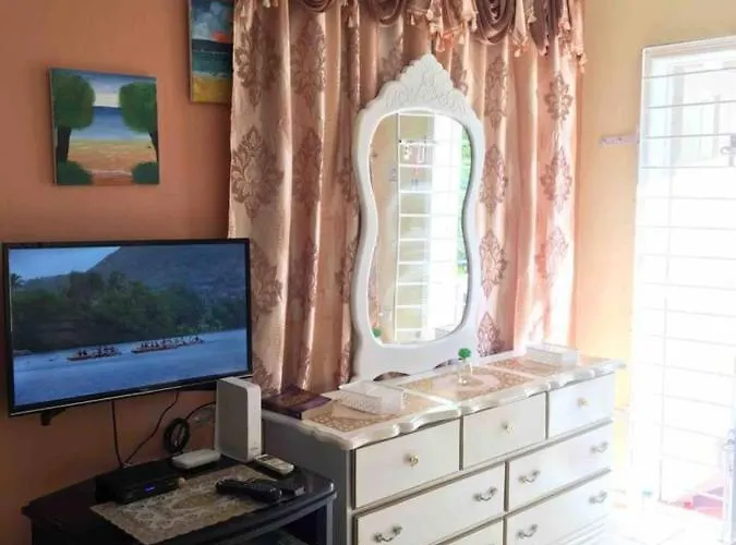 Villa 1 Bed - Sleeps 2 - Garden - Parking - Wifi *
